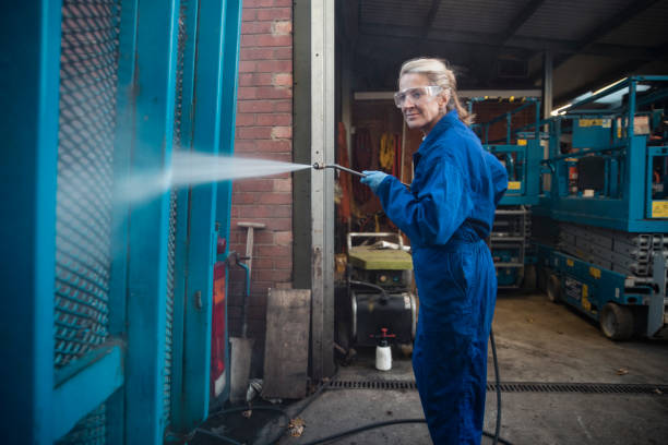 Best Graffiti Removal  in Merrick, NY